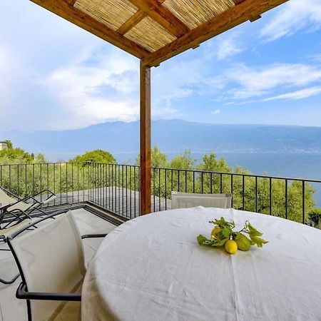 Oleandro Apartment Directly On The Lake ガルニャーノ エクステリア 写真